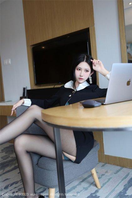 女攻男受调教高h打屁股海报